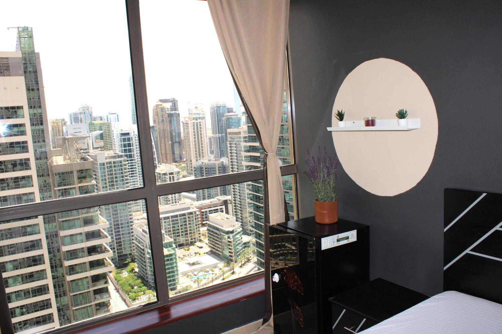 Urban Panda Skyview Homestay Jbr Дубай Екстер'єр фото